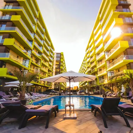 شقة Superb Large Family - Pool & Alezzi *